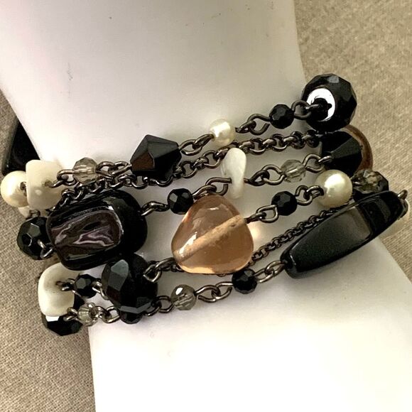 LIA SOPHIA VIXEN Bracelet Retired 6-strand Mother of Pearl Black Lucite Beads - Picture 2 of 7